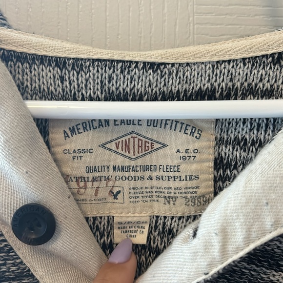 American Eagle vintage sweater - Picture 2 of 3